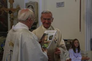 40 let mašništva in 20 let bivanja župnika Alojza Ternarja v župniji Nova Štifta 12